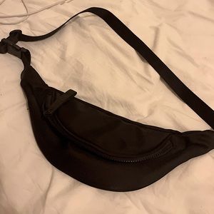 Simple fanny pack